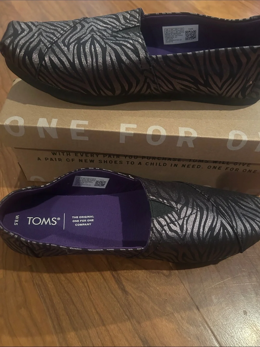 TOMS Black Zebra-Print Slip-On Loafers 8.5